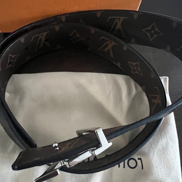 Louis Vuitton Women’s Belt - Picture 3 of 3